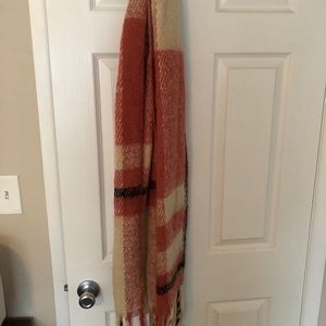 Lauren Conrad rust, cream, & black winter scarf